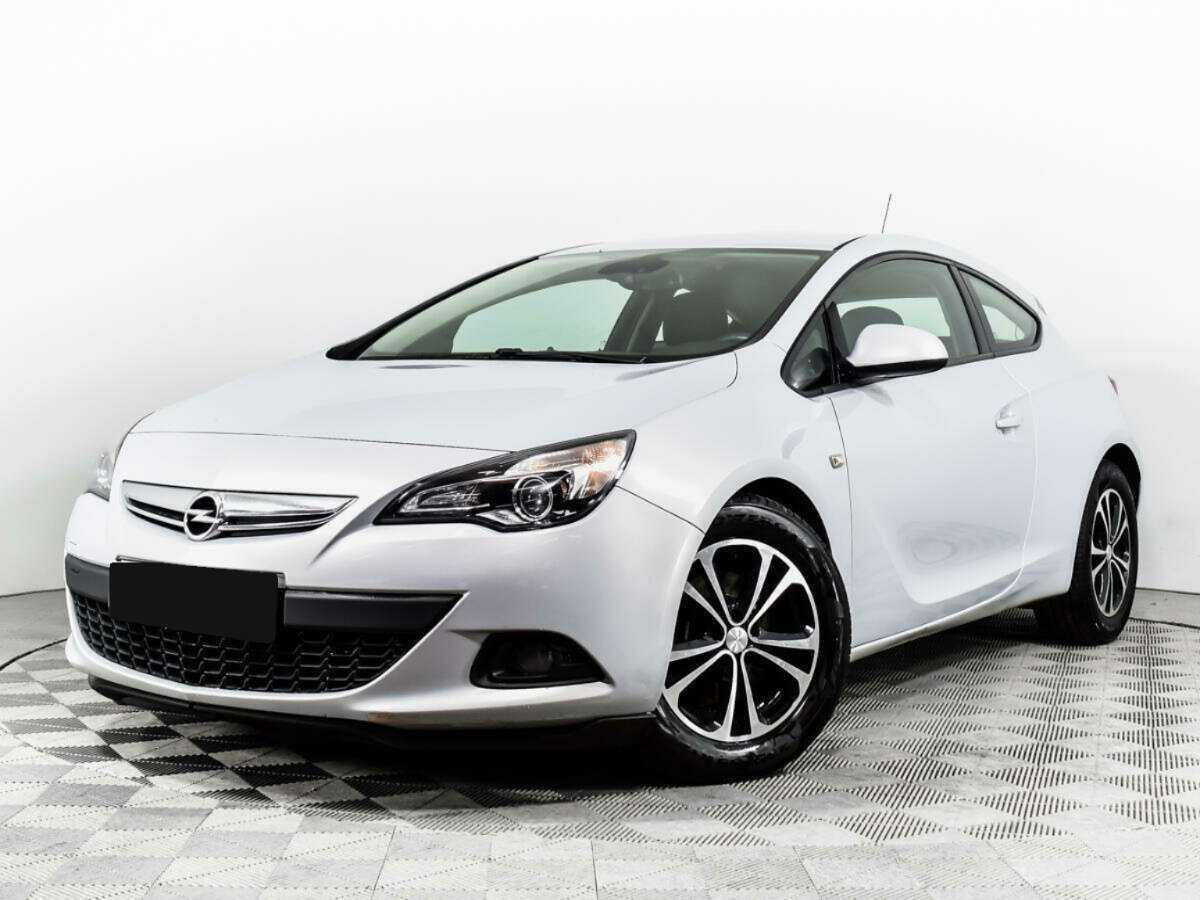 Opel Astra с пробегом — 2012 год. Посмотреть фото