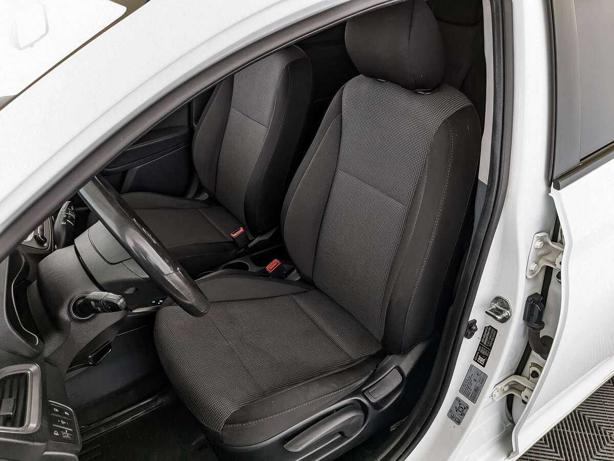 Hyundai Solaris с пробегом — 2019 год. Фото: #15