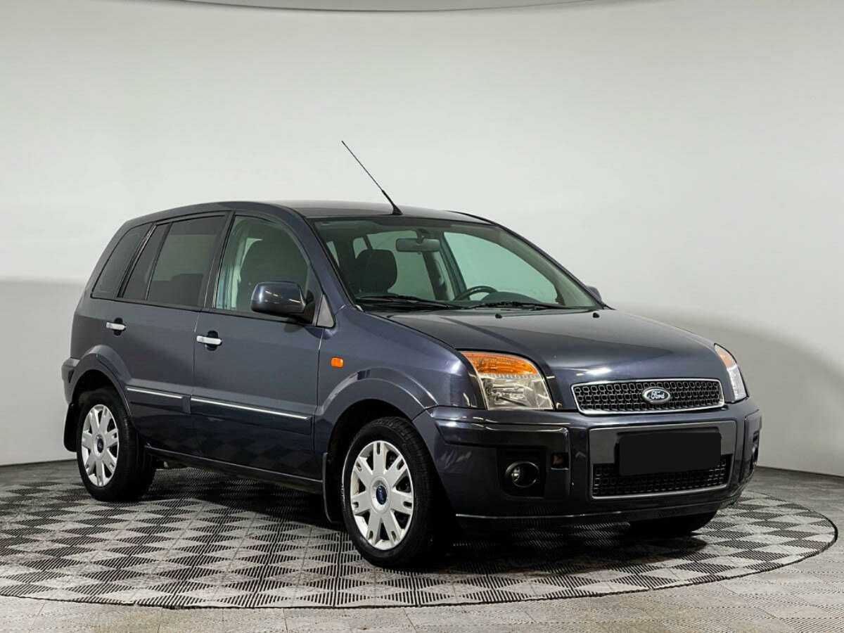 Ford Fusion с пробегом — 2012 год. Фото: #2