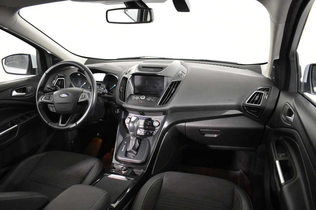 Ford Kuga с пробегом — 2017 год. Фото: #10