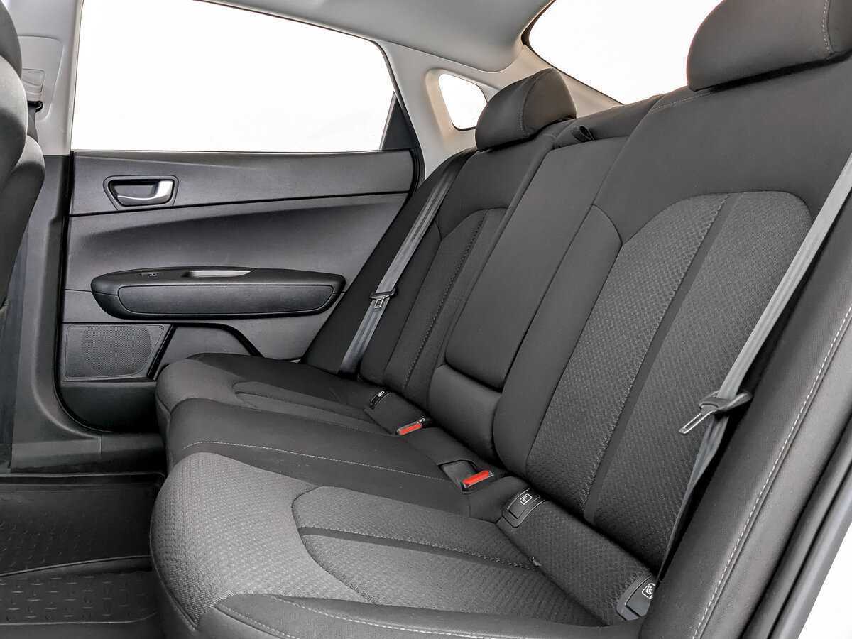 Kia Optima с пробегом — 2019 год. Фото: #9