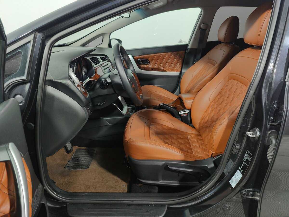 Kia Ceed с пробегом — 2014 год. Фото: #8