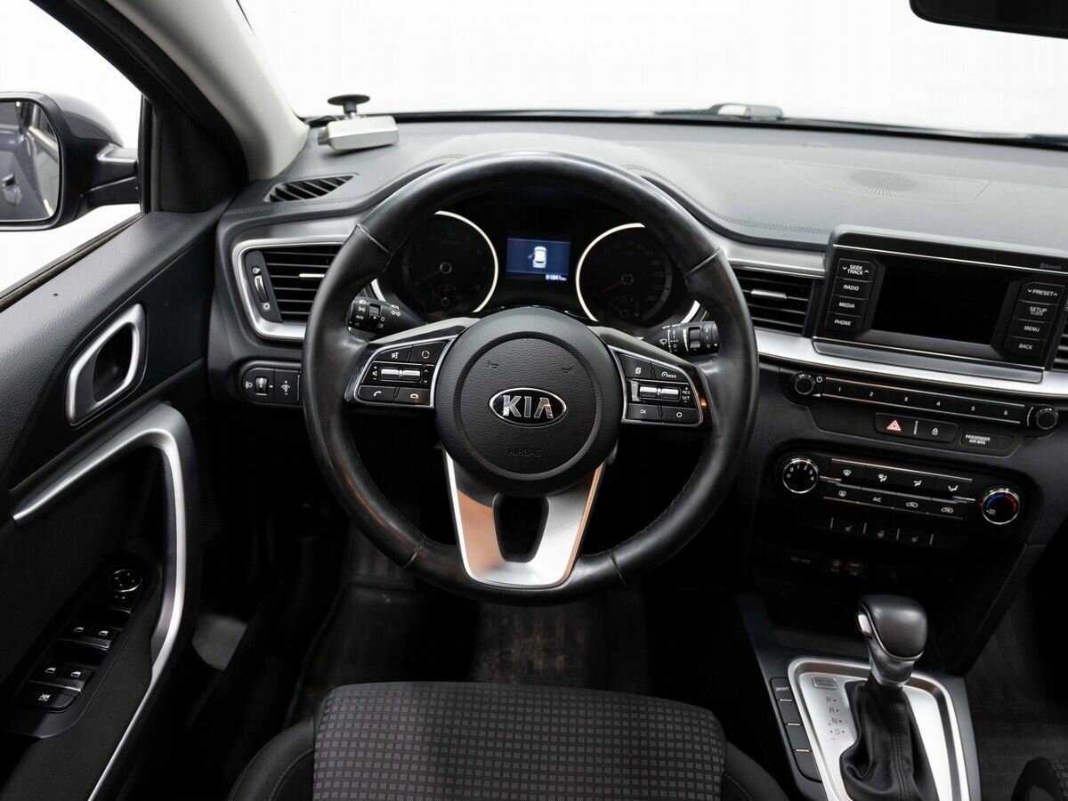 Kia Ceed с пробегом — 2018 год. Фото: #13