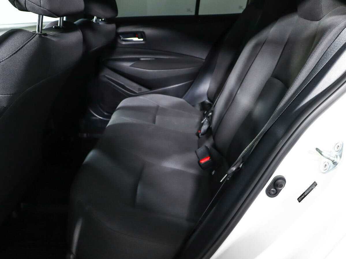 Toyota Corolla с пробегом — 2019 год. Фото: #7