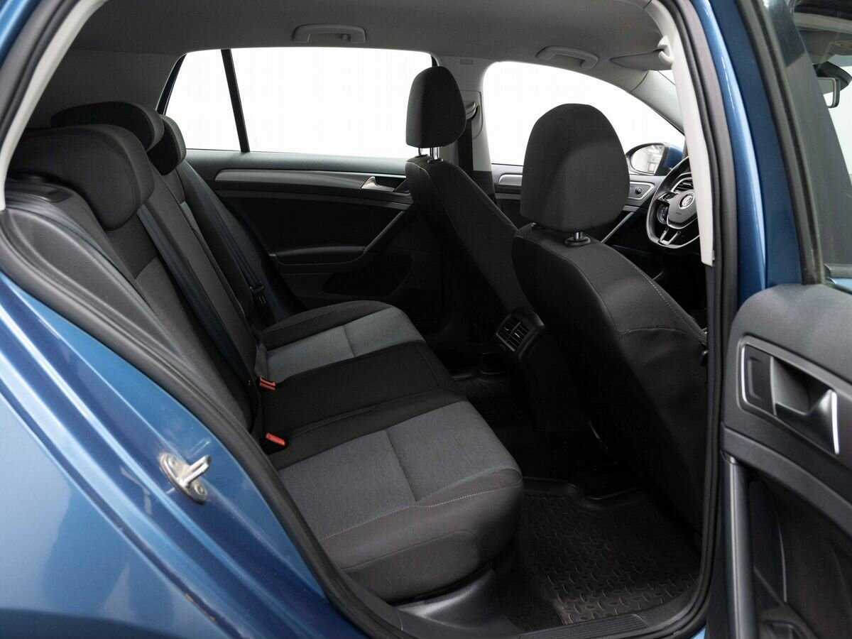 Volkswagen Golf с пробегом — 2013 год. Фото: #9