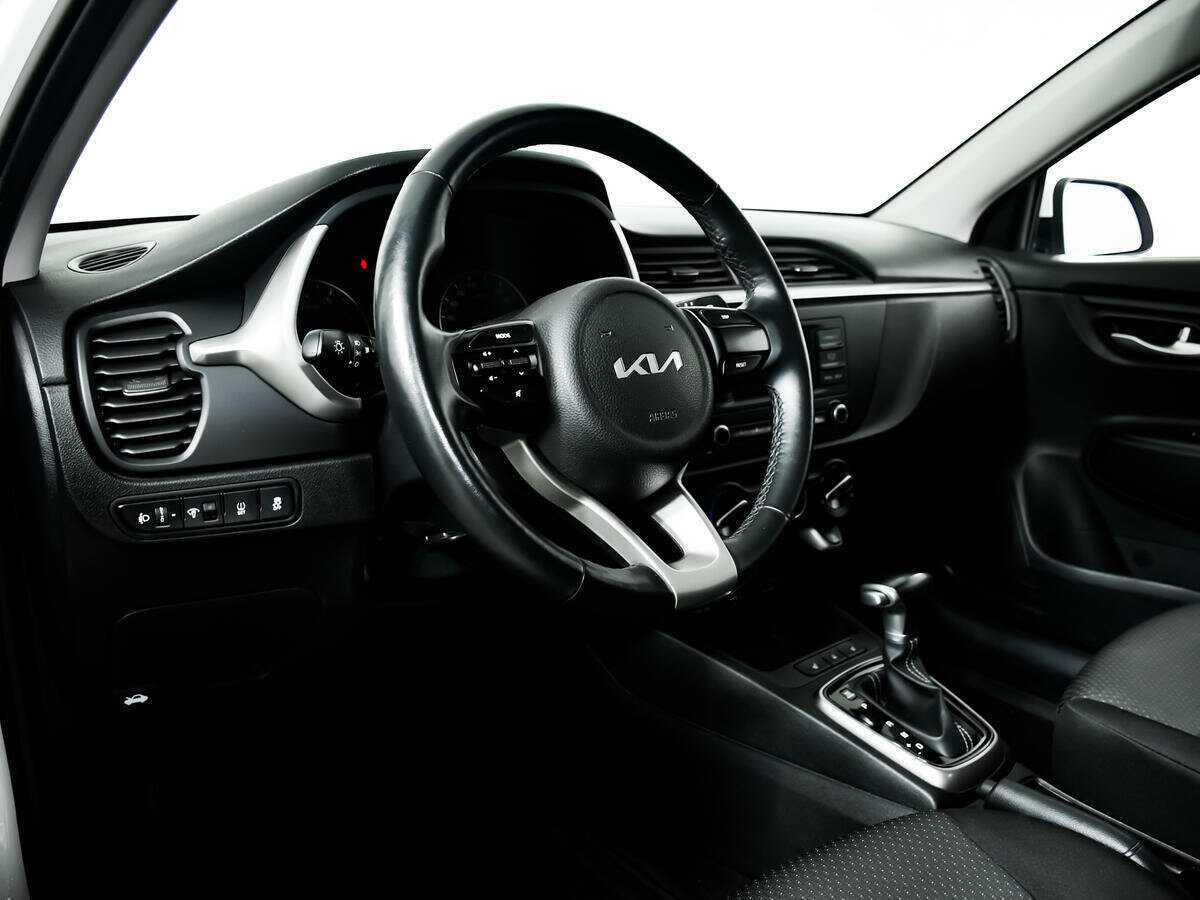 Kia Rio с пробегом — 2021 год. Фото: #12