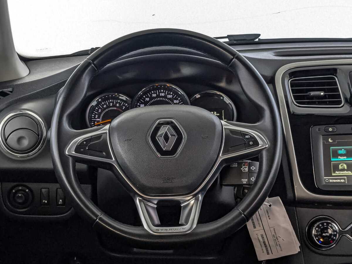 Renault Logan с пробегом — 2020 год. Фото: #17