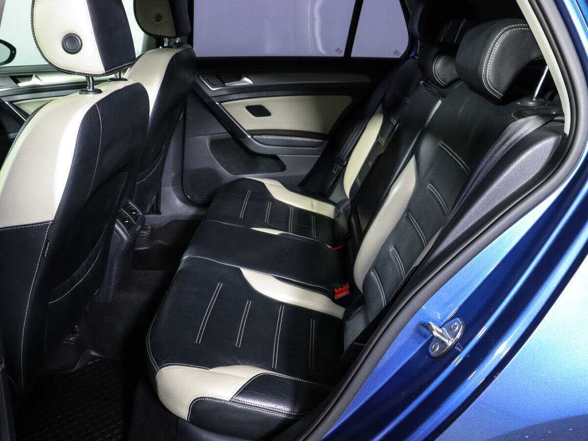 Volkswagen Golf с пробегом — 2013 год. Фото: #9