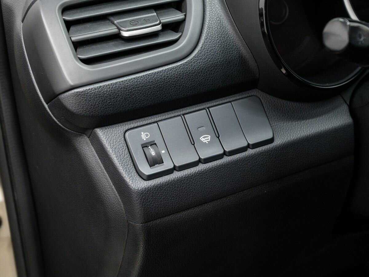 Kia Rio с пробегом — 2012 год. Фото: #15