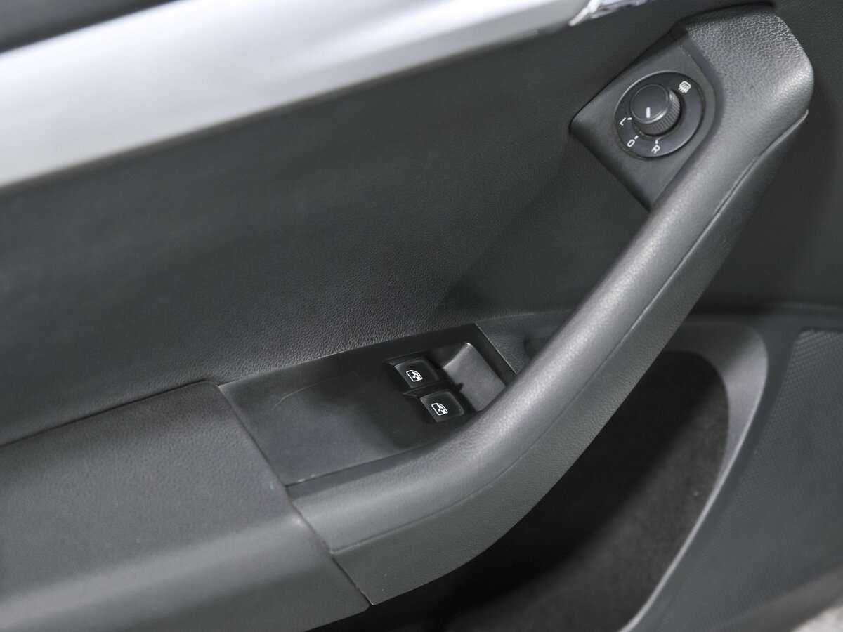 Skoda Octavia с пробегом — 2016 год. Фото: #13