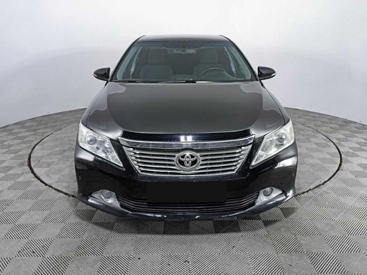 Toyota Camry с пробегом — 2012 год. Фото: #1