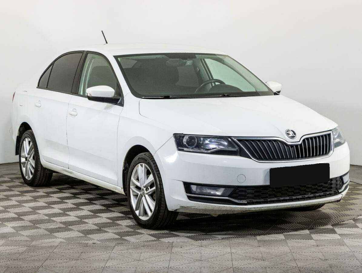 Skoda Rapid с пробегом — 2017 год. Фото: #2