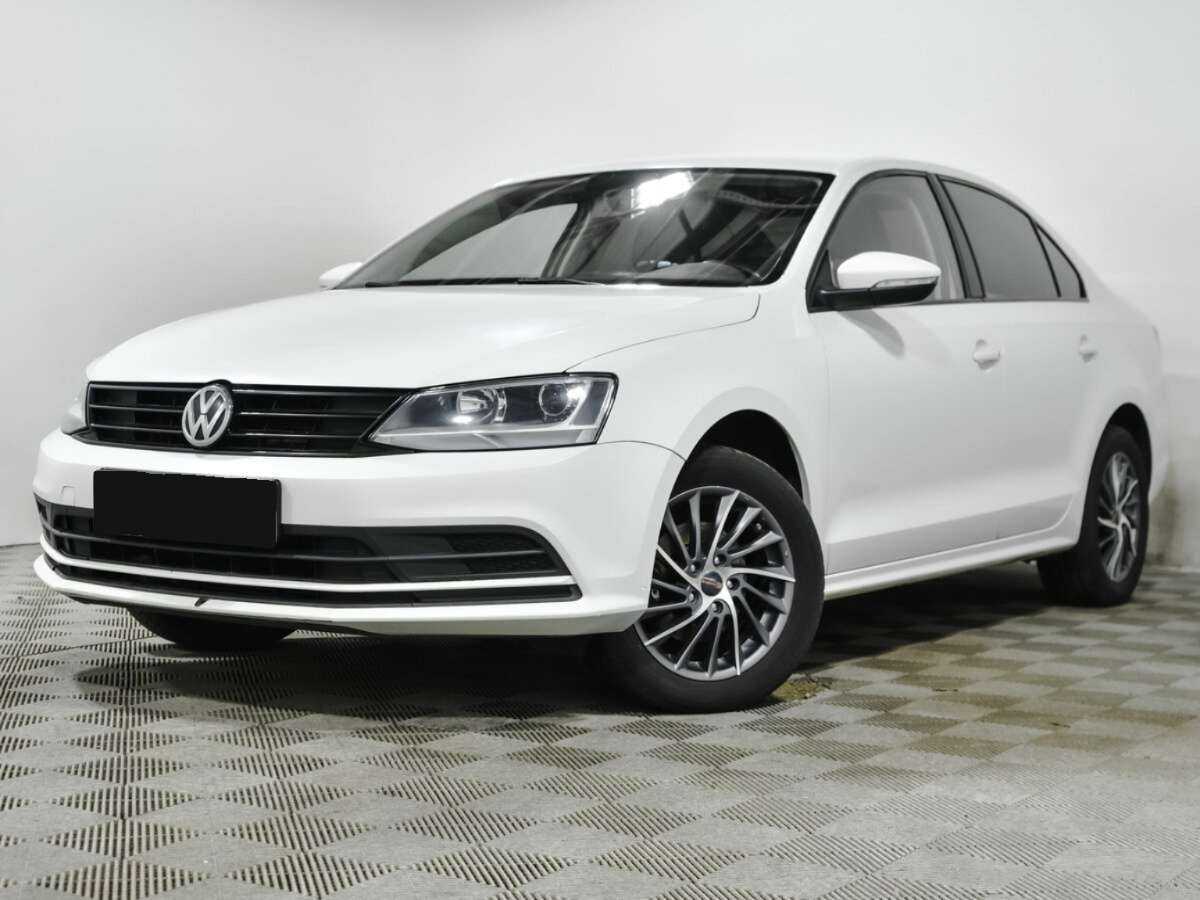 Volkswagen Jetta с пробегом — 2016 год. Фото: #0