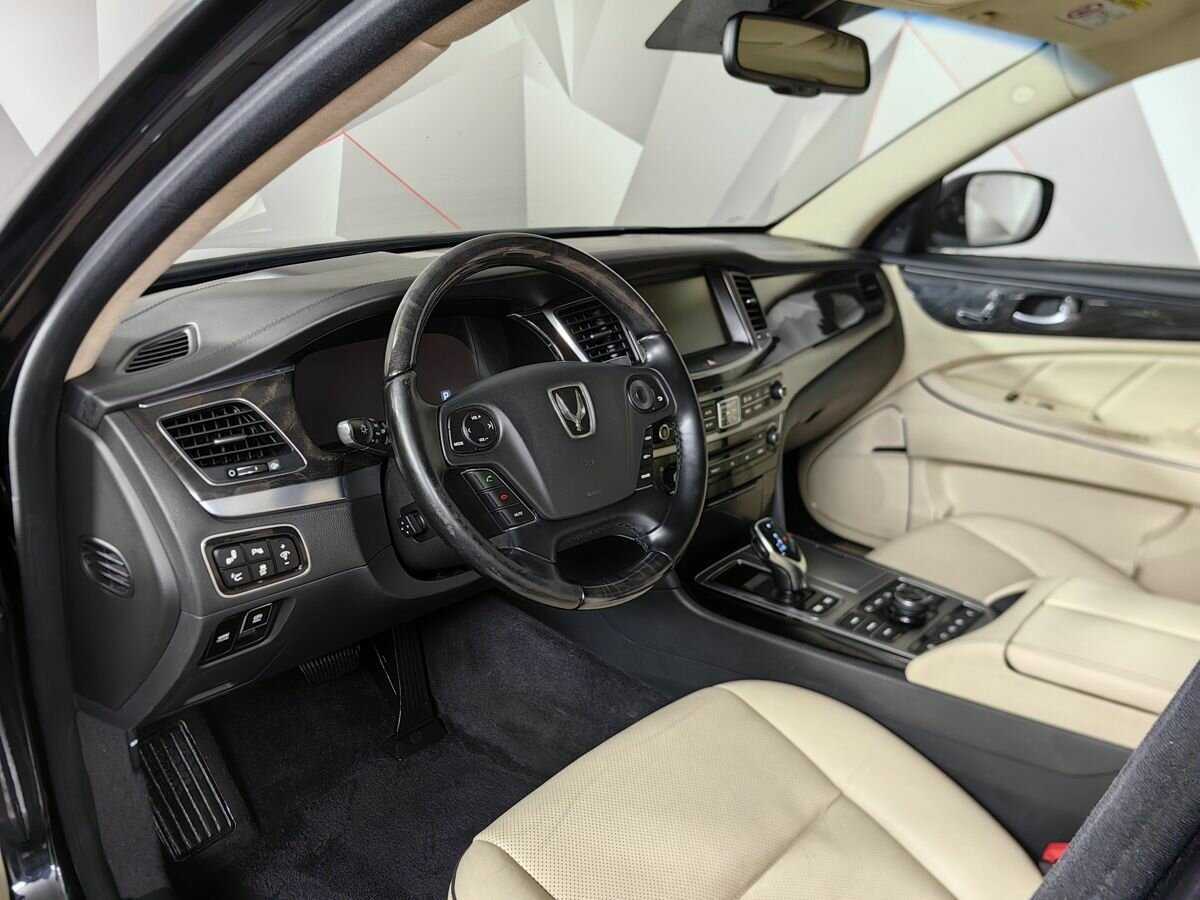 Hyundai Equus с пробегом — 2013 год. Фото: #13
