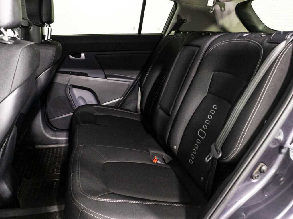 Kia Sportage с пробегом — 2013 год. Фото: #9