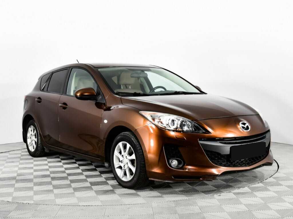 Mazda 3 с пробегом — 2012 год. Фото: #2