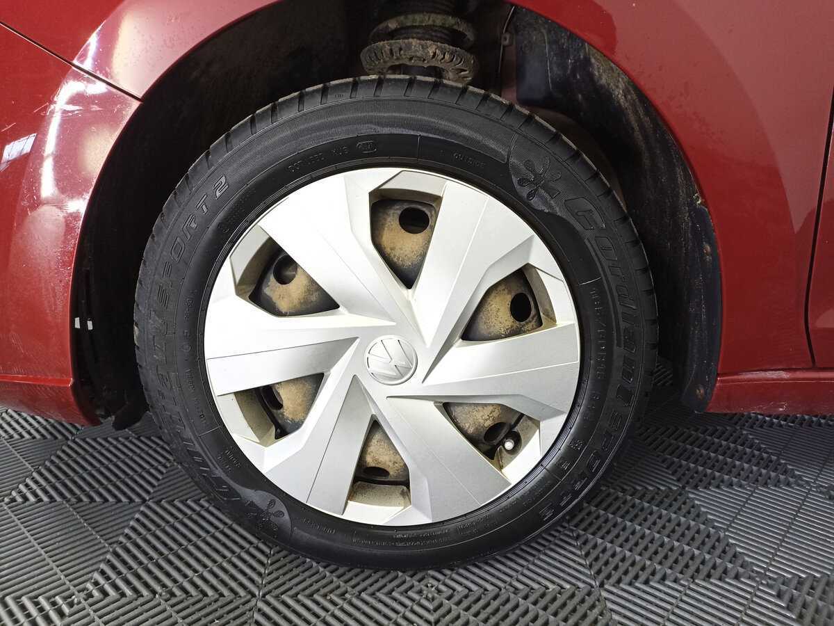 Volkswagen Polo с пробегом — 2021 год. Фото: #17