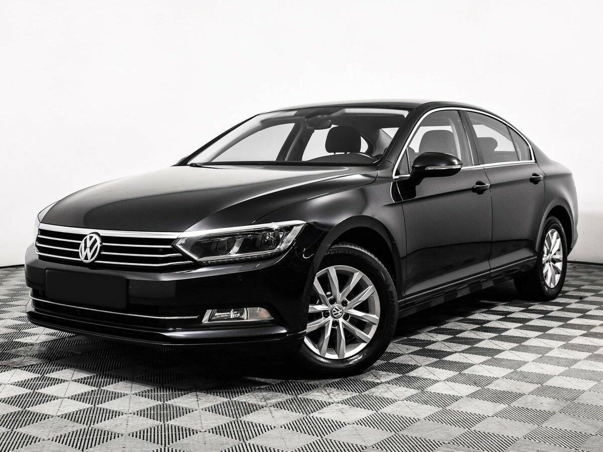 Volkswagen Passat с пробегом — 2018 год. Фото: #0