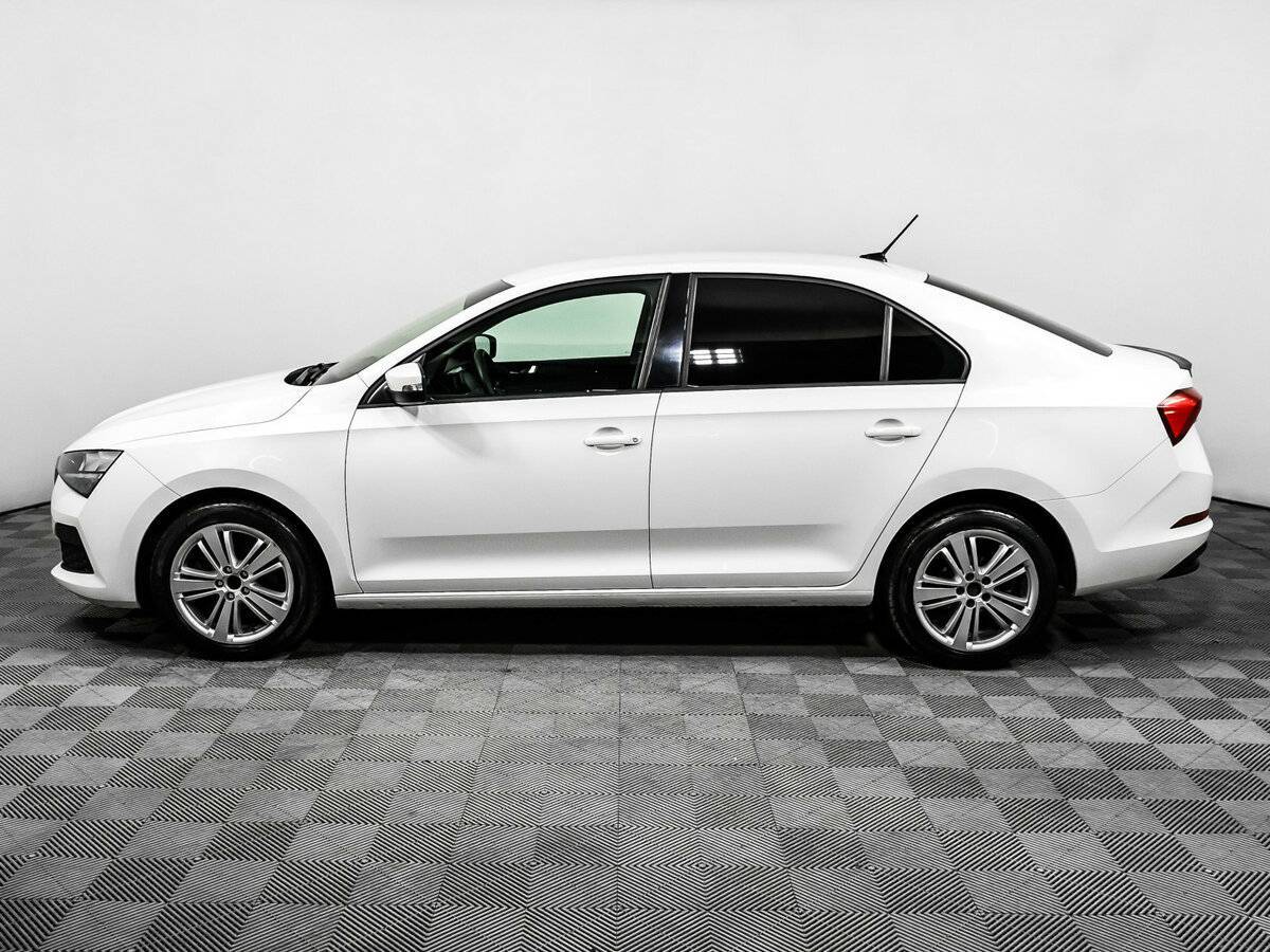 Skoda Rapid с пробегом — 2021 год. Фото: #7