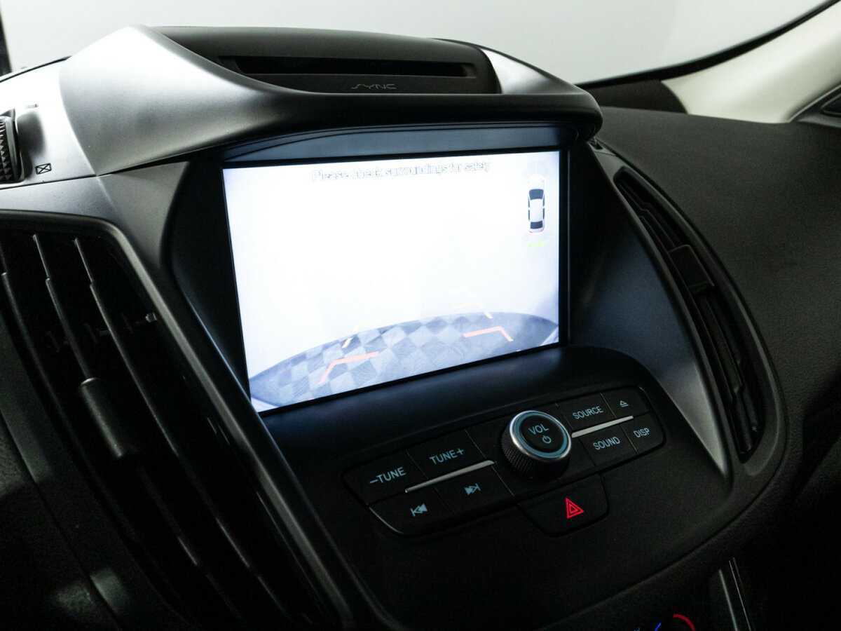 Ford Kuga с пробегом — 2017 год. Фото: #17