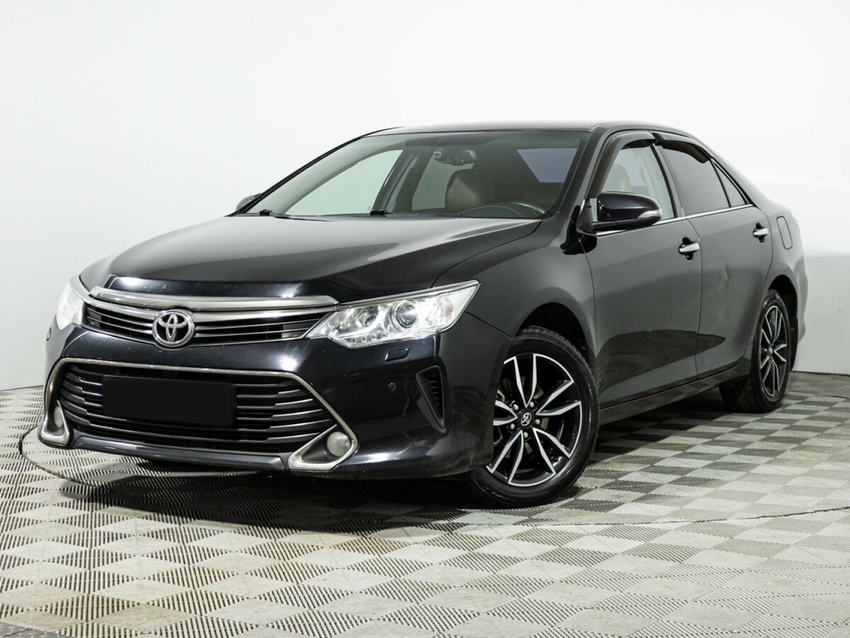 Toyota Camry с пробегом — 2016 год. Посмотреть фото