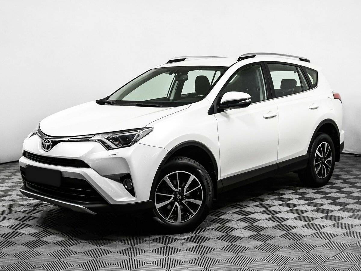 Toyota RAV4 с пробегом — 2017 год. Посмотреть фото
