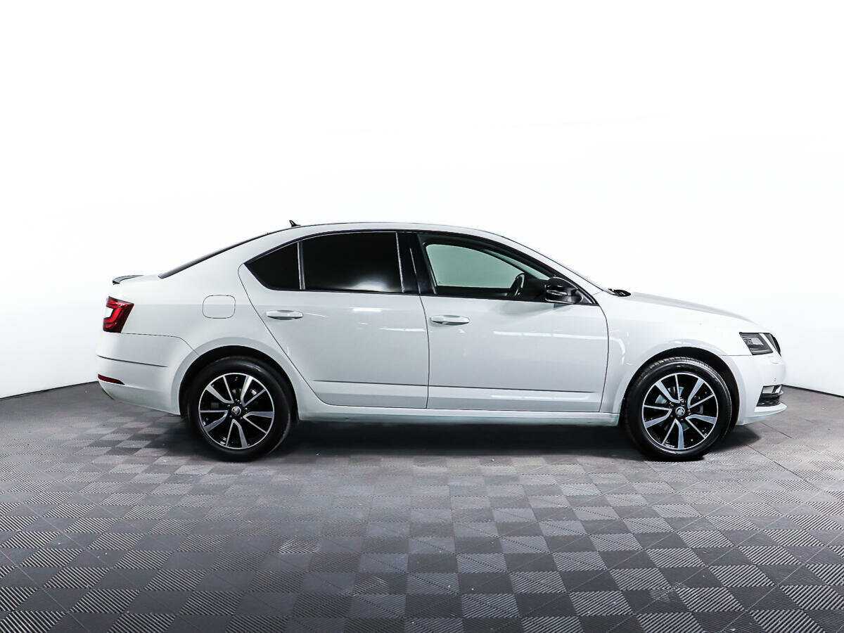 Skoda Octavia с пробегом — 2018 год. Фото: #3