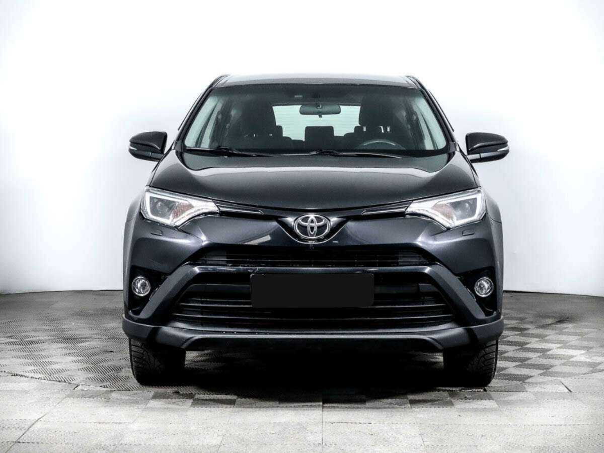 Toyota RAV4 с пробегом — 2016 год. Фото: #1