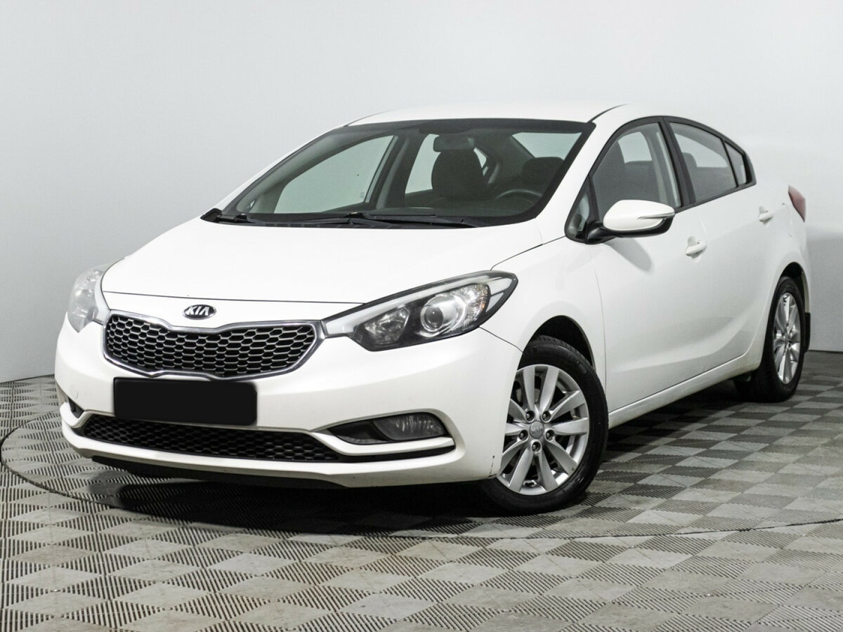 Kia Cerato с пробегом — 2015 год. Посмотреть фото