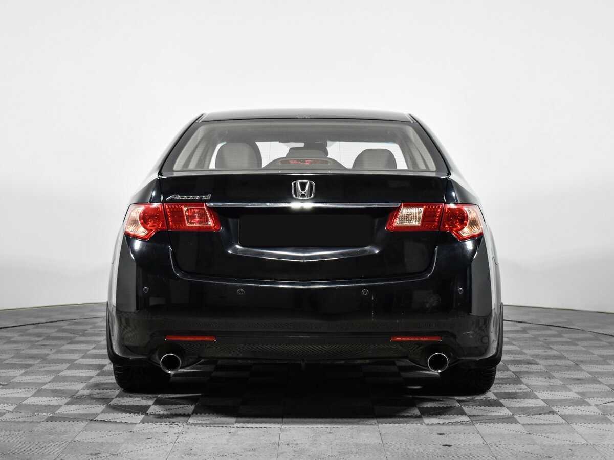 Honda Accord с пробегом — 2012 год. Фото: #5