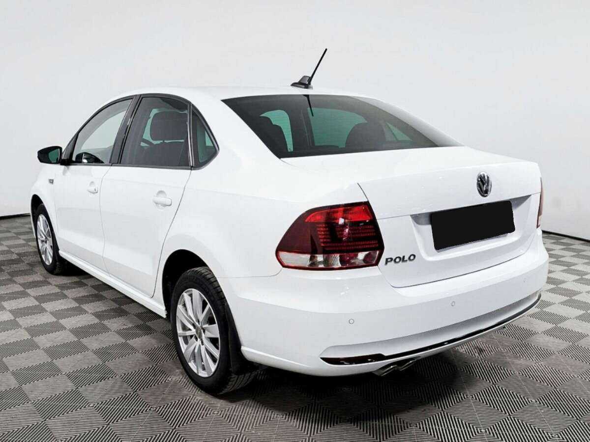Volkswagen Polo с пробегом — 2018 год. Фото: #5