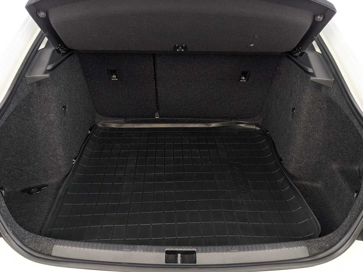 Skoda Octavia с пробегом — 2019 год. Фото: #9