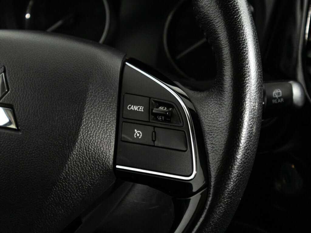 Mitsubishi Outlander с пробегом — 2019 год. Фото: #16