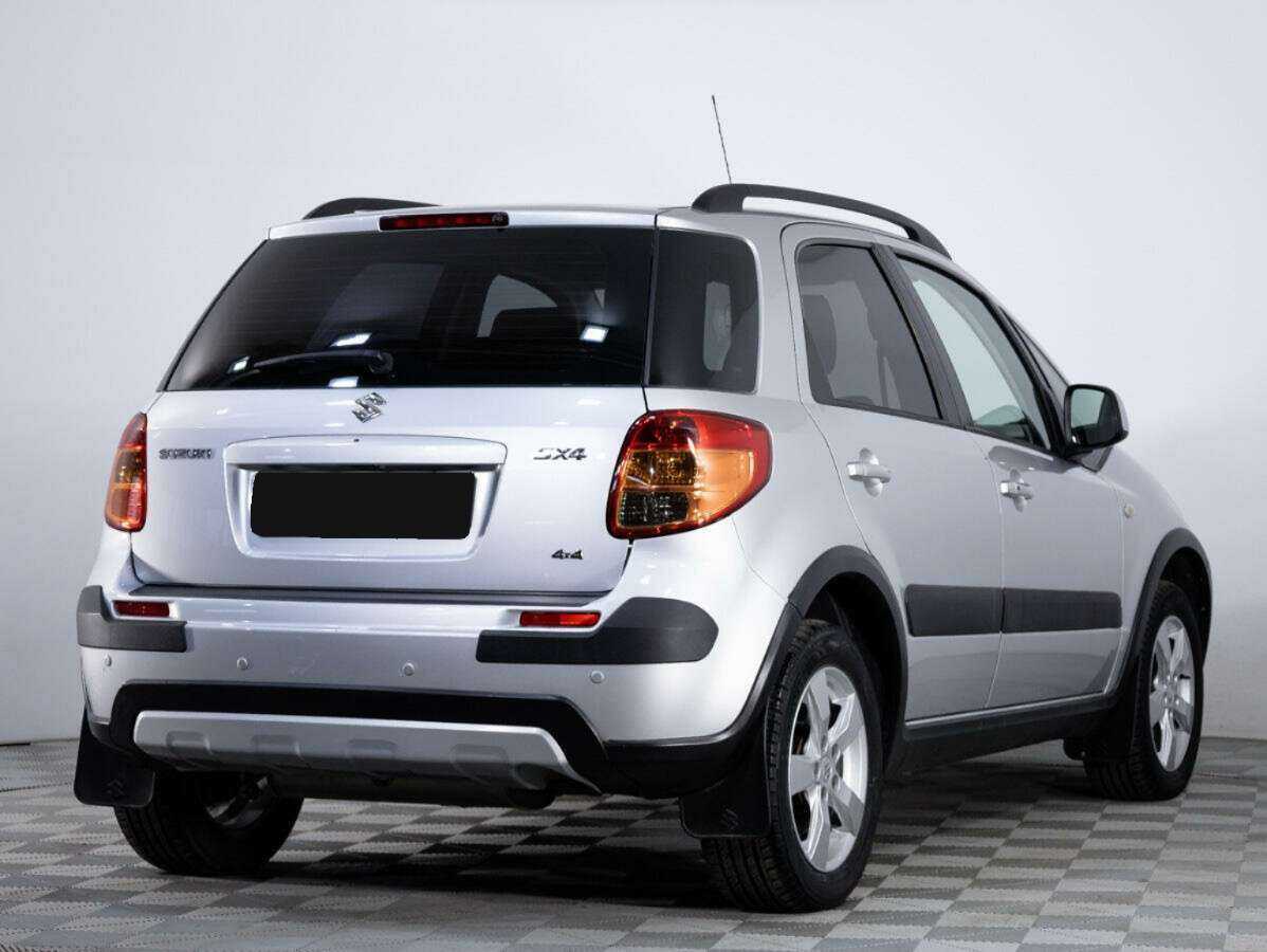 Suzuki SX4 с пробегом — 2012 год. Фото: #3