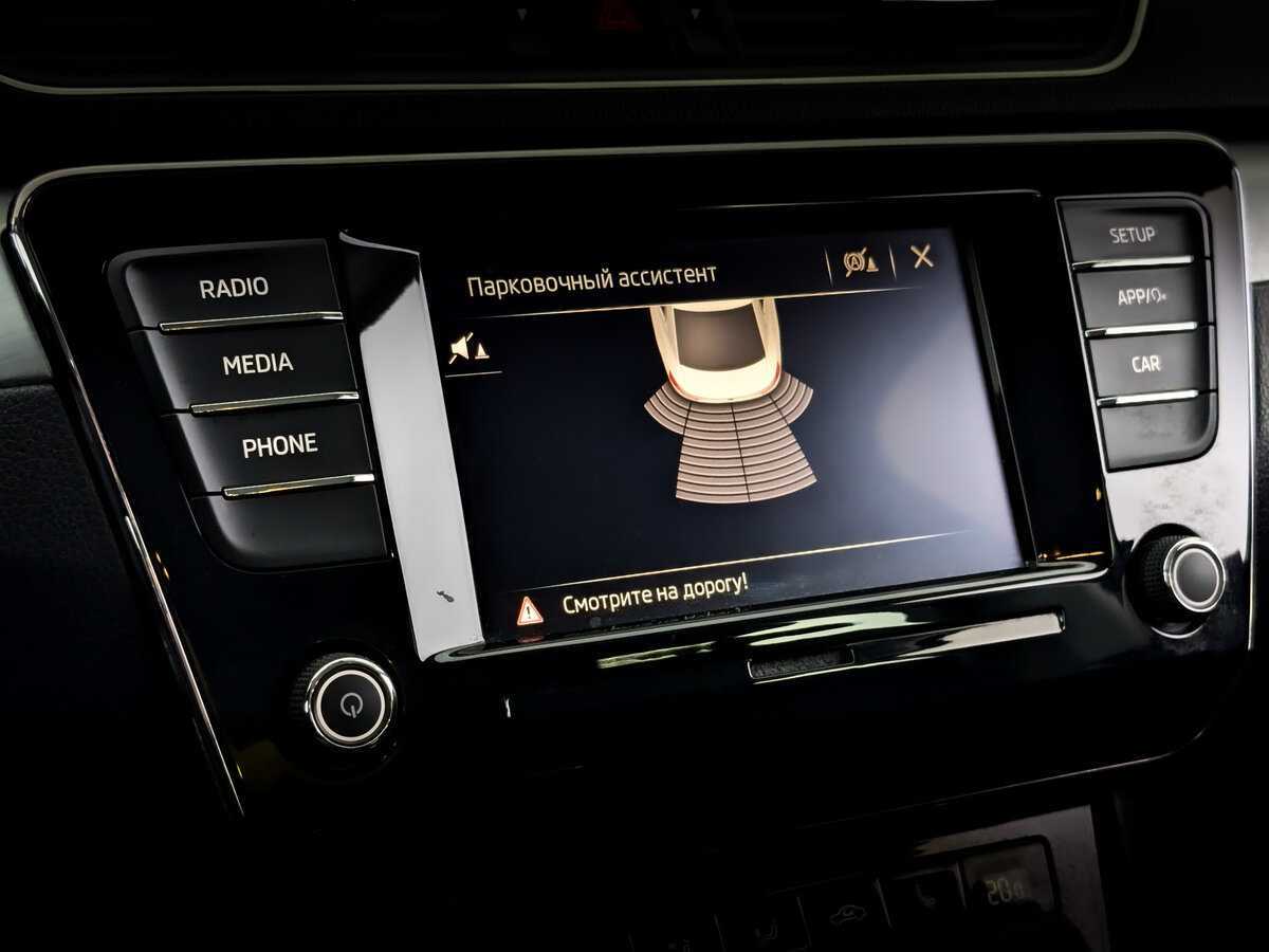 Skoda Superb с пробегом — 2018 год. Фото: #24