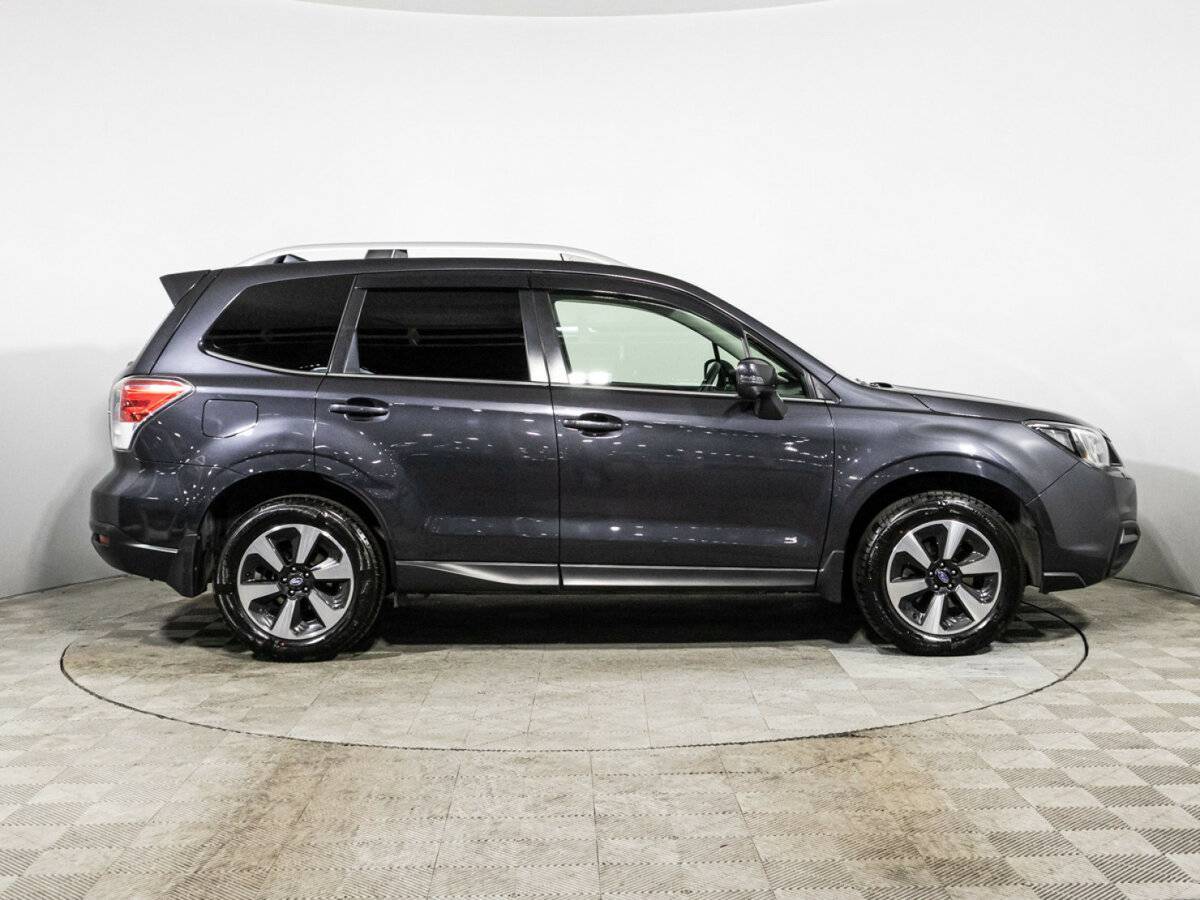 Subaru Forester с пробегом — 2018 год. Фото: #3