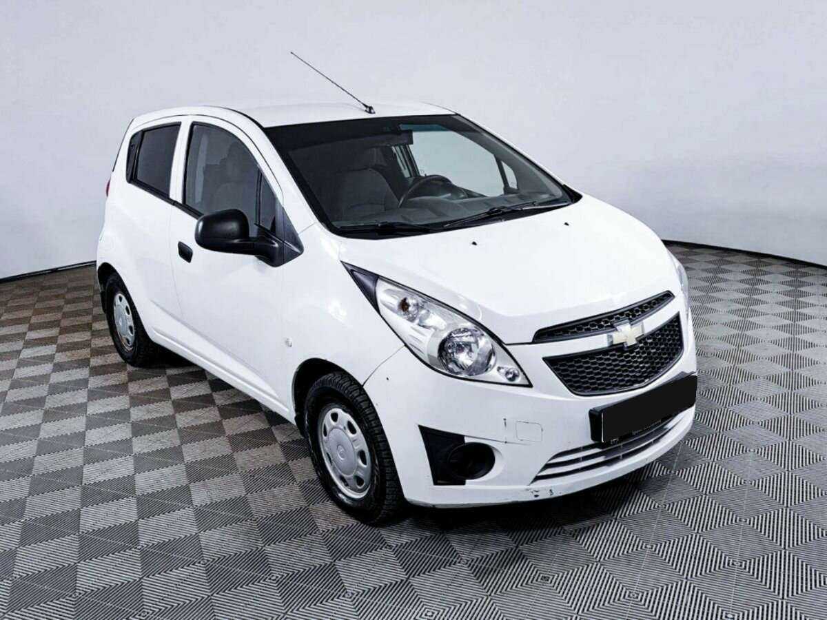 Chevrolet Spark с пробегом — 2013 год. Фото: #2