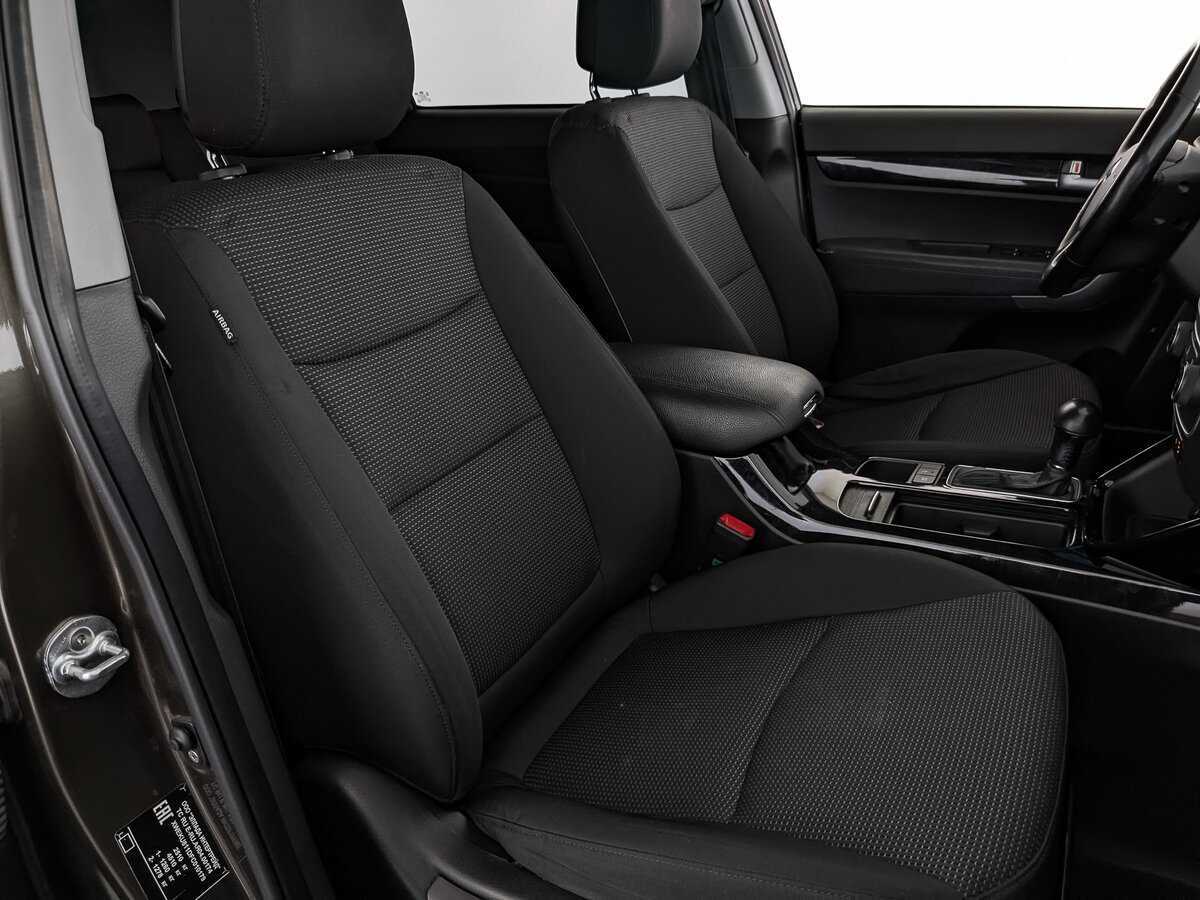 Kia Sorento с пробегом — 2016 год. Фото: #22