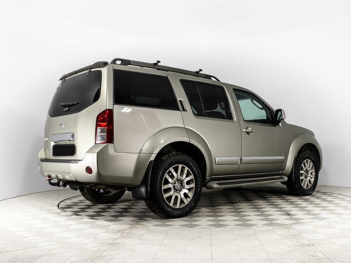Nissan Pathfinder с пробегом — 2012 год. Фото: #4