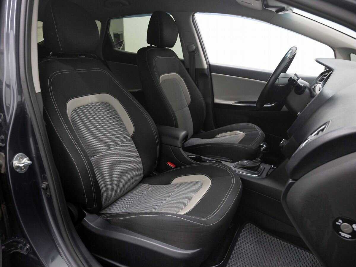 Kia Ceed с пробегом — 2017 год. Фото: #13