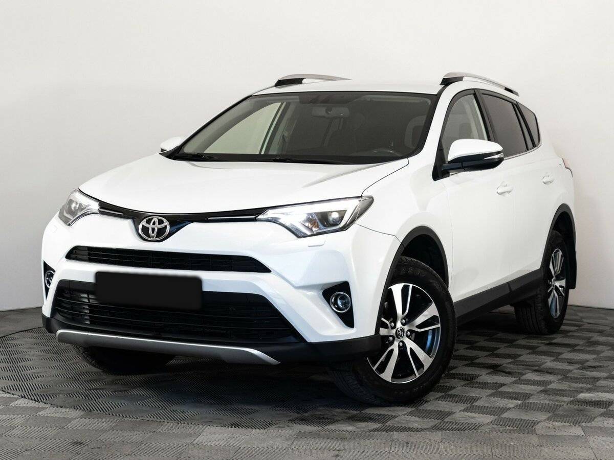 Toyota RAV4 с пробегом — 2018 год. Посмотреть фото