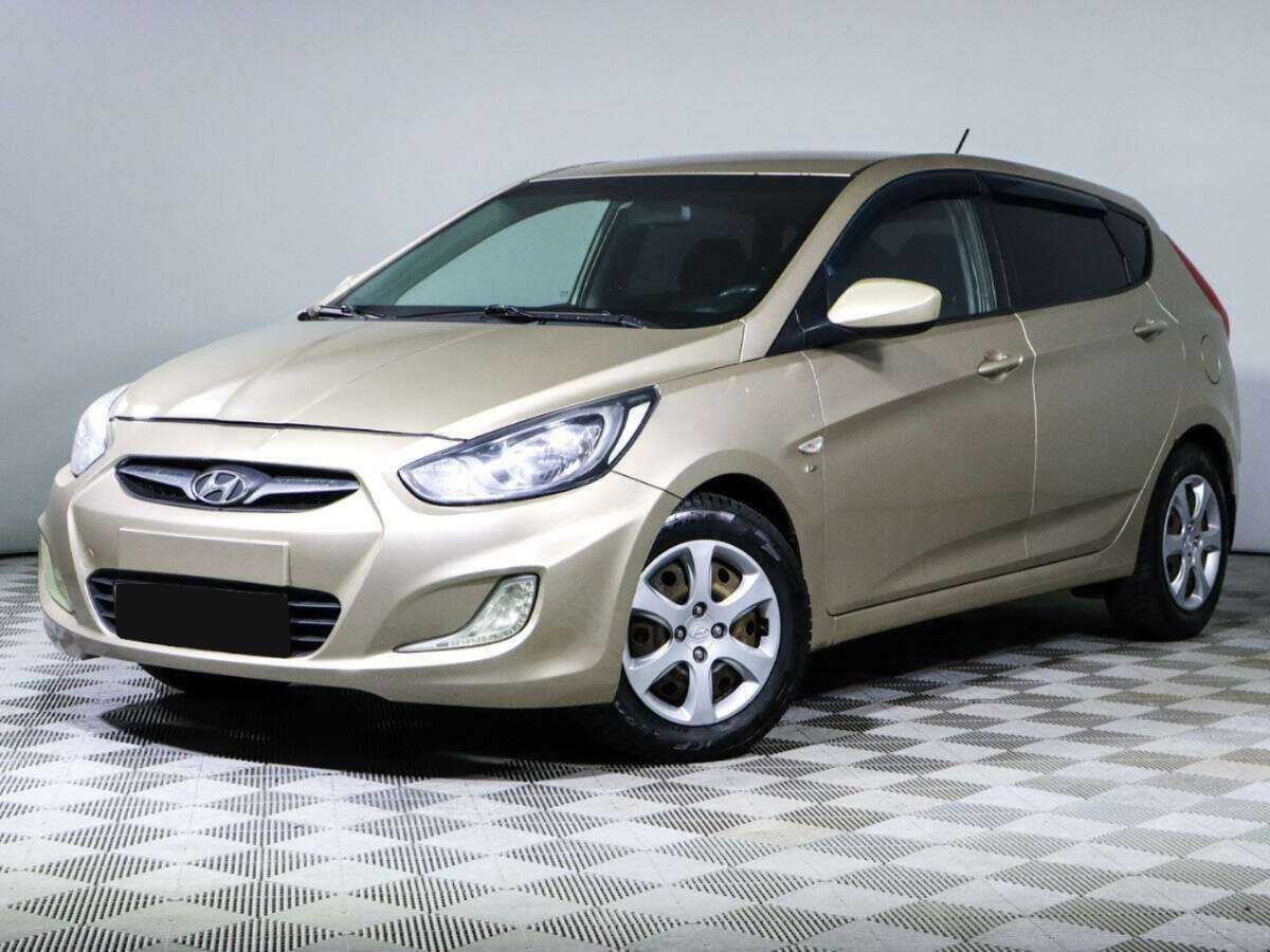 Hyundai Solaris с пробегом — 2013 год. Фото: #0