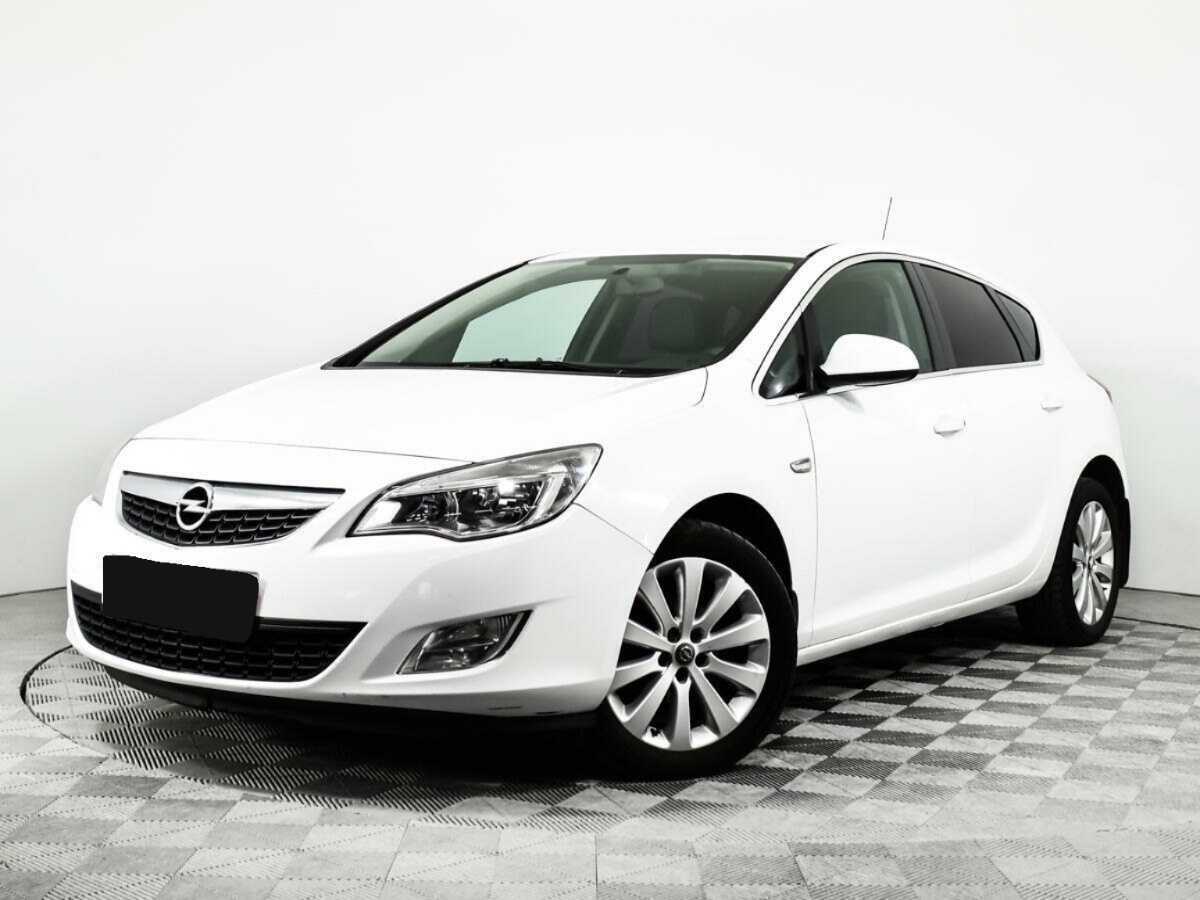 Opel Astra с пробегом — 2012 год. Посмотреть фото