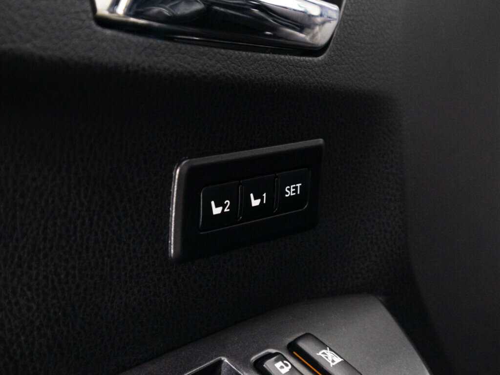 Toyota RAV4 с пробегом — 2016 год. Фото: #21