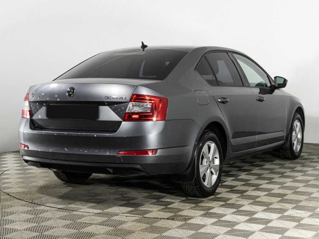 Skoda Octavia с пробегом — 2015 год. Фото: #4