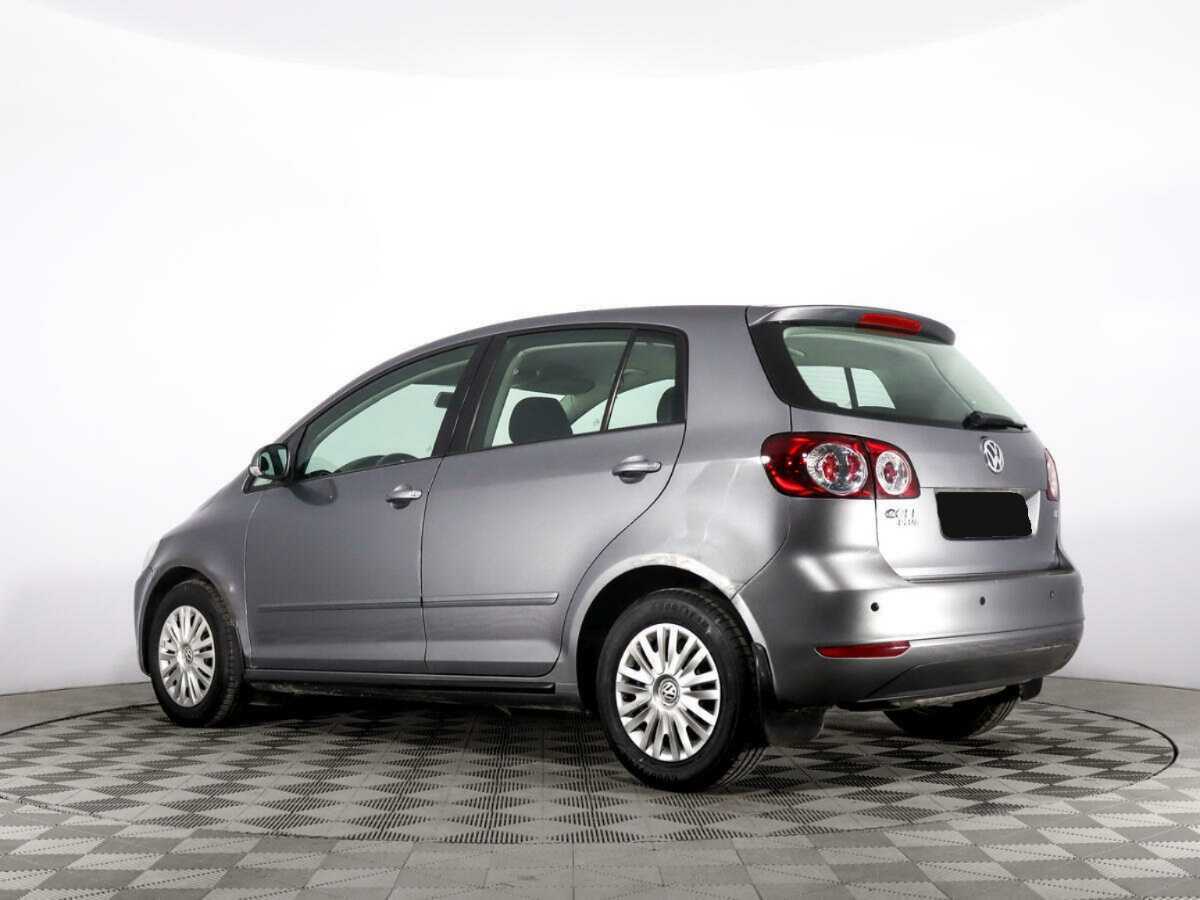 Volkswagen Golf Plus с пробегом — 2013 год. Фото: #6