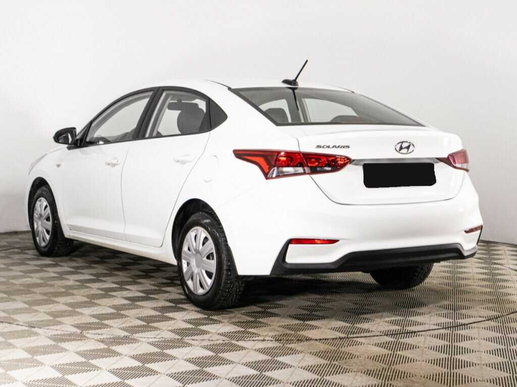 Hyundai Solaris с пробегом — 2018 год. Фото: #6