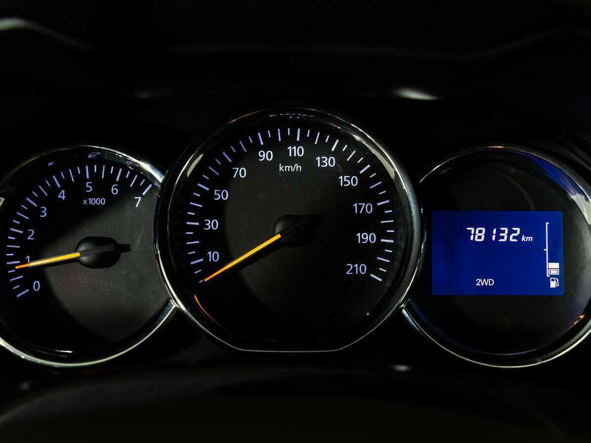 Renault Duster с пробегом — 2017 год. Фото: #12