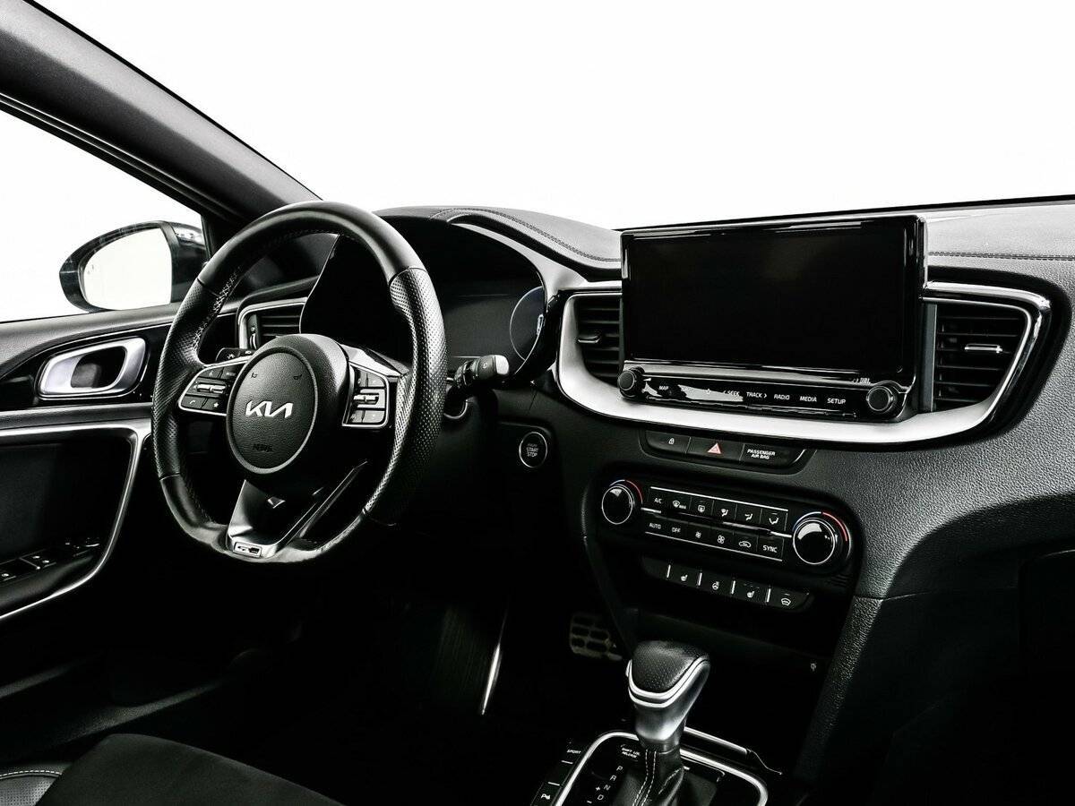 Kia Ceed с пробегом — 2022 год. Фото: #8