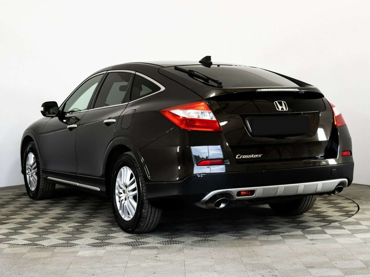 Honda Crosstour с пробегом — 2013 год. Фото: #6